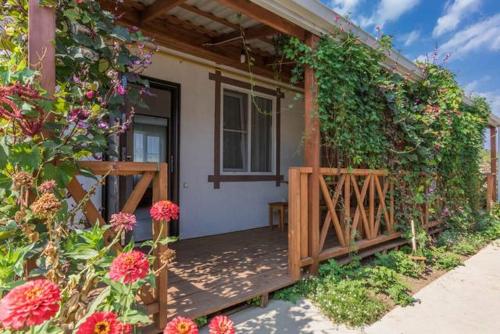 Yug Guest House