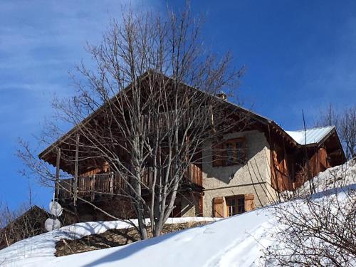 CHALET AUTHENTIQUE 4 étoiles AVEC SAUNA A 150M DES PISTES - DOMAINE ALPE D'HUEZ - Chalet Mariouchka - Villard Reculas