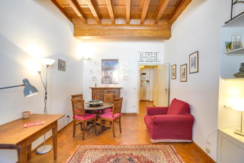 Palazzo Spinelli Charm Apartment - image 7