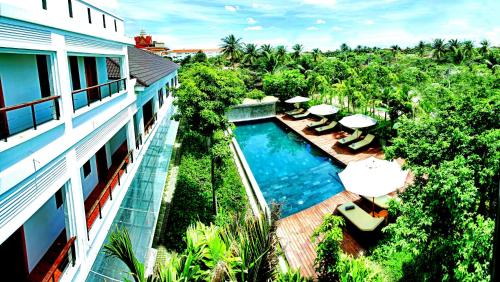 La Residence Blanc D' Angkor