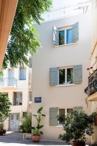 Artemide city places- Petite Apartments 4