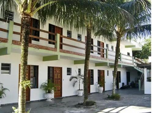 Pousada Recanto Três Coqueiros (Pousada Recanto Tres Coqueiros) in Sao Sebastiao (Sao Paulo)