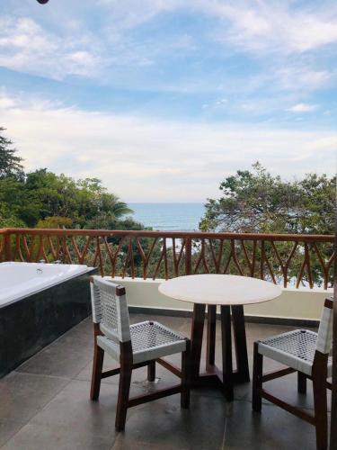 176197432 Ysuri Sayulita - Beachfront Hotel