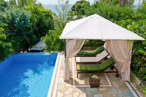  Elia Villa Sleeps 6 Pool in Elia