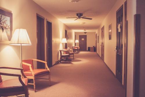North Ironwood Acres - Black River Lodge - 편의 시설/서비스