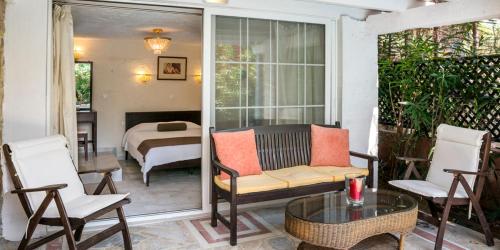  Elia Villa Sleeps 6 Pool Air Con WiFi T720388 in Elia