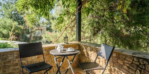  Elia Villa Sleeps 4 Pool Air Con WiFi T720391 in Elia