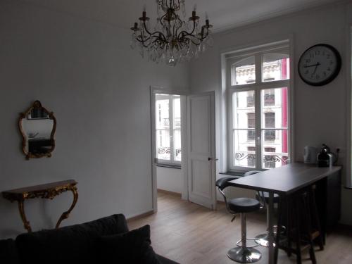 Nationale Appart Hotel - image 8