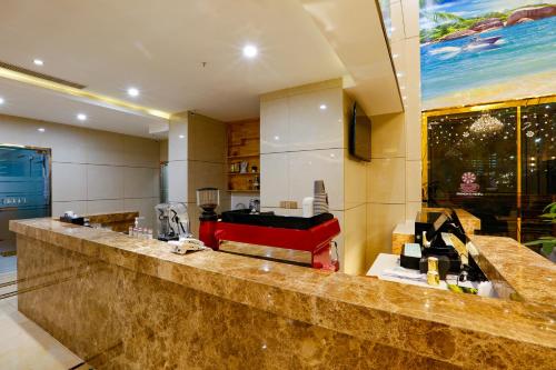 Food and beverages, Diamond Pearl Hotel in Koh Pich