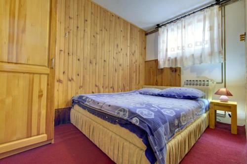 1 double bed, 1 sofa bed