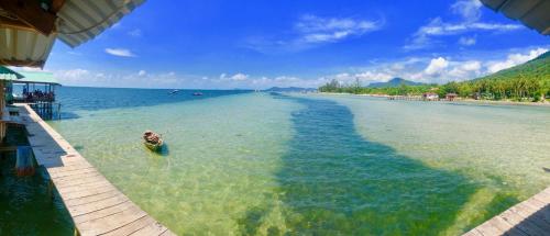 Nearby attraction, Lotus Home in Ham Ninh