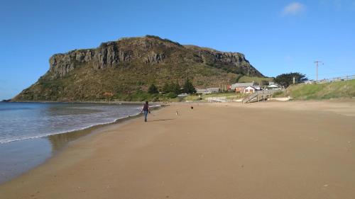 @ the beach & not quite @ the beach Holiday Cottages - Stanley