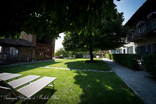  La Madernassa Resort - Casalora Dimora Storica di Charme, Pension in Guarene