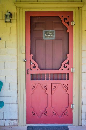 Bugaboo Cottages Bugaboo Cottages