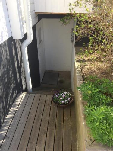 Room with pentry, separate entrance, no cardpayment, Гренна (фото 4)