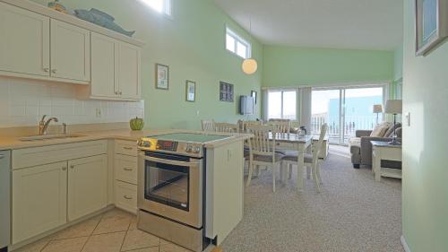 Sea Crest - image 8