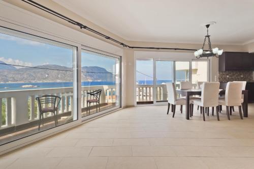  Lux Sea View Apartment, Pension in Karpathos bei Kyra Panagia