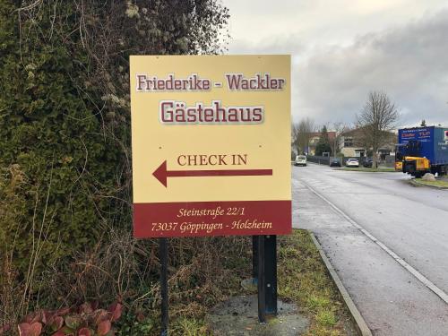 Friederike Wackler Gästehaus - Accommodation - Göppingen