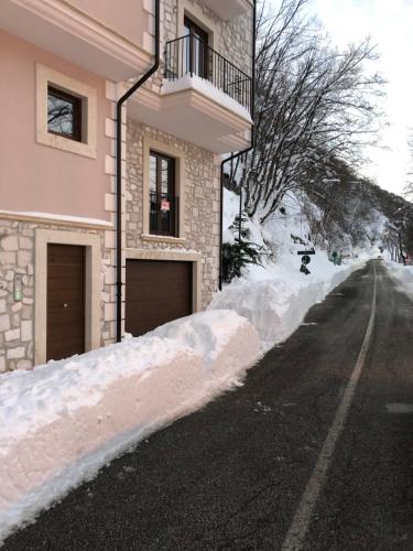  Suite Aremogna Neve, Pension in Rocca Pia bei Villalago