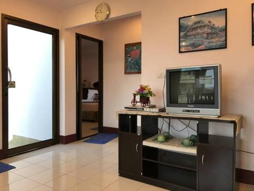 Rabbit Mansion2 Rabbit Mansion2 is perfectly located for both business and leisure guests in Phuket. The property has everything you need for a comfortable stay. Service-minded staff will welcome and guide you at Rab