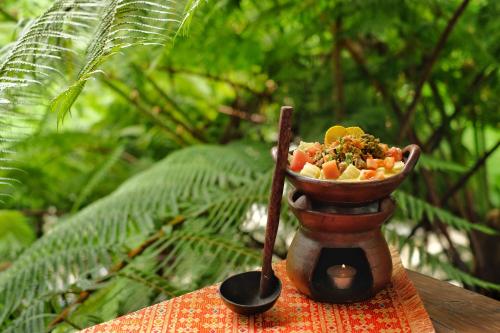 The Grand Hill Resort-Hotel – Bogor, PA