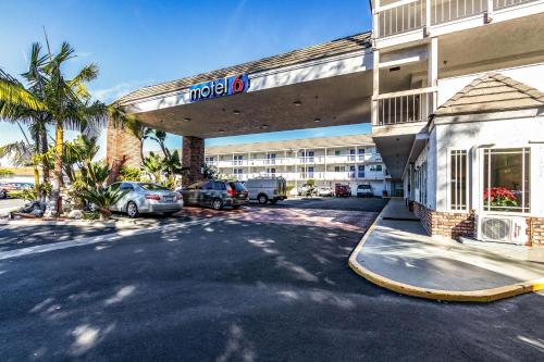 Motel 6-Fountain Valley, CA - Huntington Beach Area