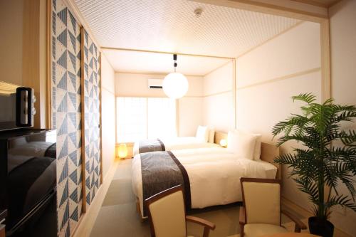 T-home1 2F, Tokio