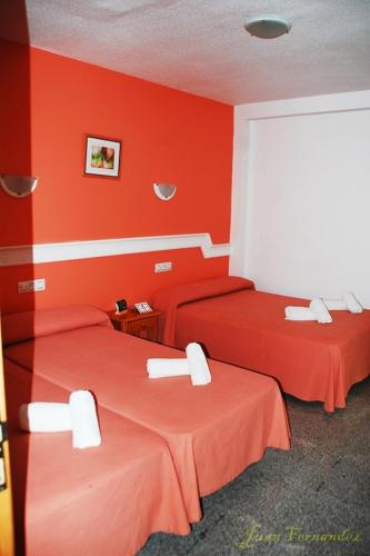 Triple Room