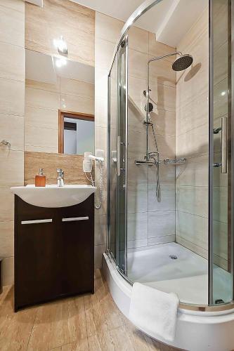 Two-Bedroom Apartment image 6