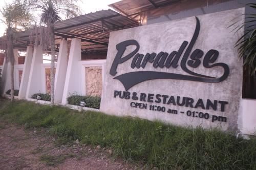 Paradise Inn and Dining Saraburi