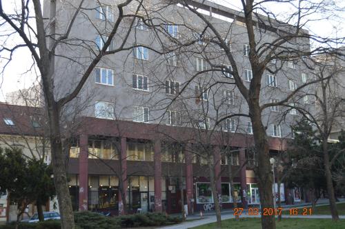 Five-Bedroom Apartment