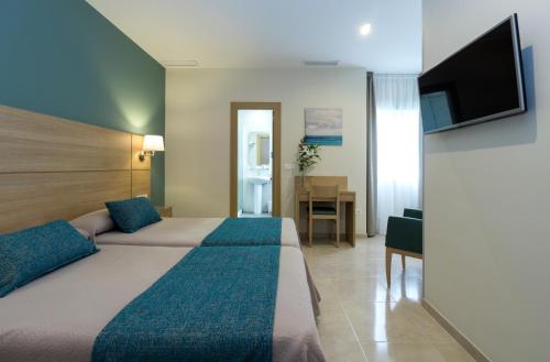 Hotel Sur Málaga - image 11