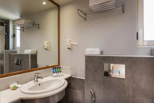 Elotis Suites - image 8