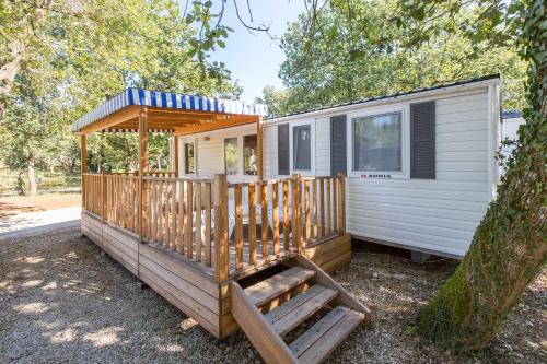 Albatross Mobile Homes on Camping Lanterna