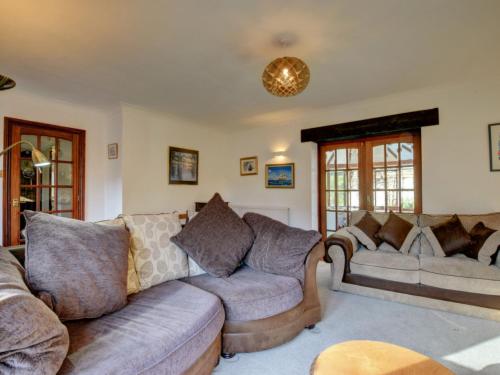 Holiday Home The Chestnuts by Interhome