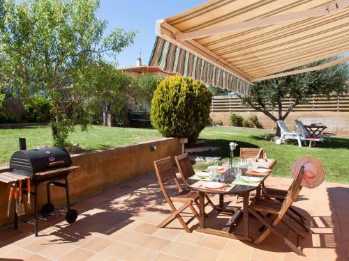  Holiday Home Villa Chari in Montrás