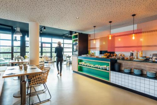 ibis Styles Lyon Meyzieu Stadium - main image
