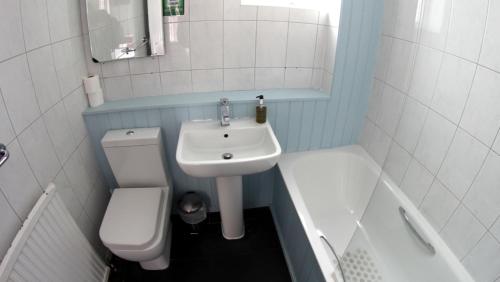 Fairmount Hotel - image 2