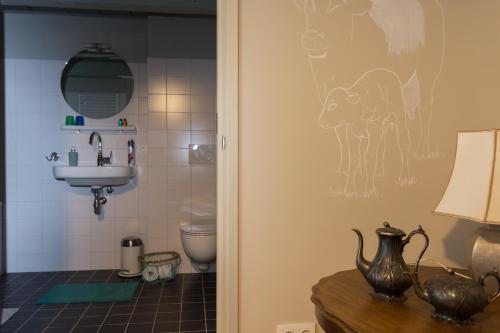 Bathroom, Bed & Breakfast Huis Sevenaer in Zevenaar