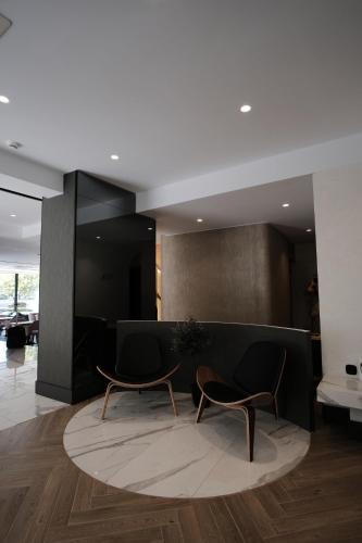 176381901 Hotel Park