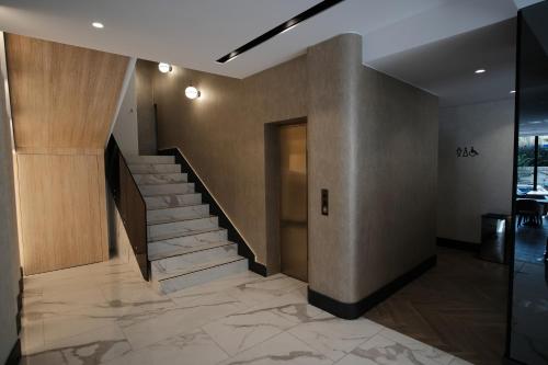 176381951 Hotel Park