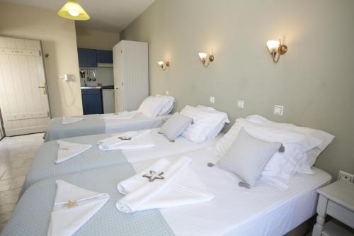 Alexandra's Rooms - image 2