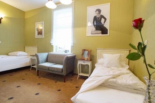 Versant Hotel & Spa - image 2