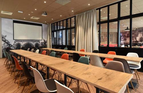 Ibis budget Dijon Centre Clemenceau - image 16
