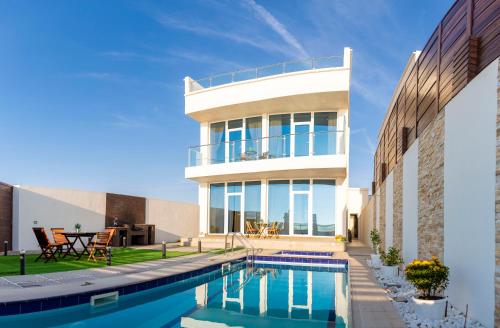 Sunrise Villas in Al Sharqiyah