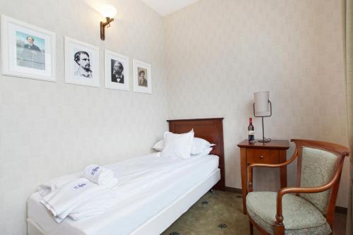 1 twin bed