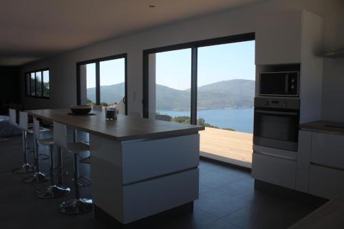 ระเบียง/ชานเรือน, Villa MAKELE in กัลวี