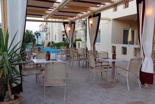 Lambrinos Suites - image 12