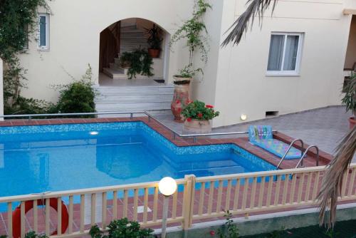 Lambrinos Suites - image 4