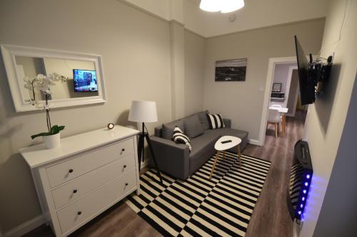 Slateford House Apartment Ground Floor Main Door, Эдинбург
